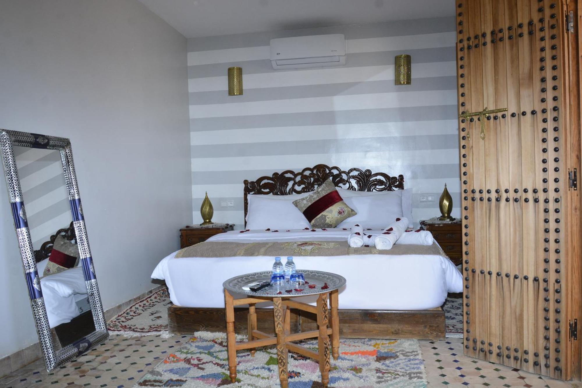 Riad Fes Colors & Spa - Family Lodging Eksteriør billede