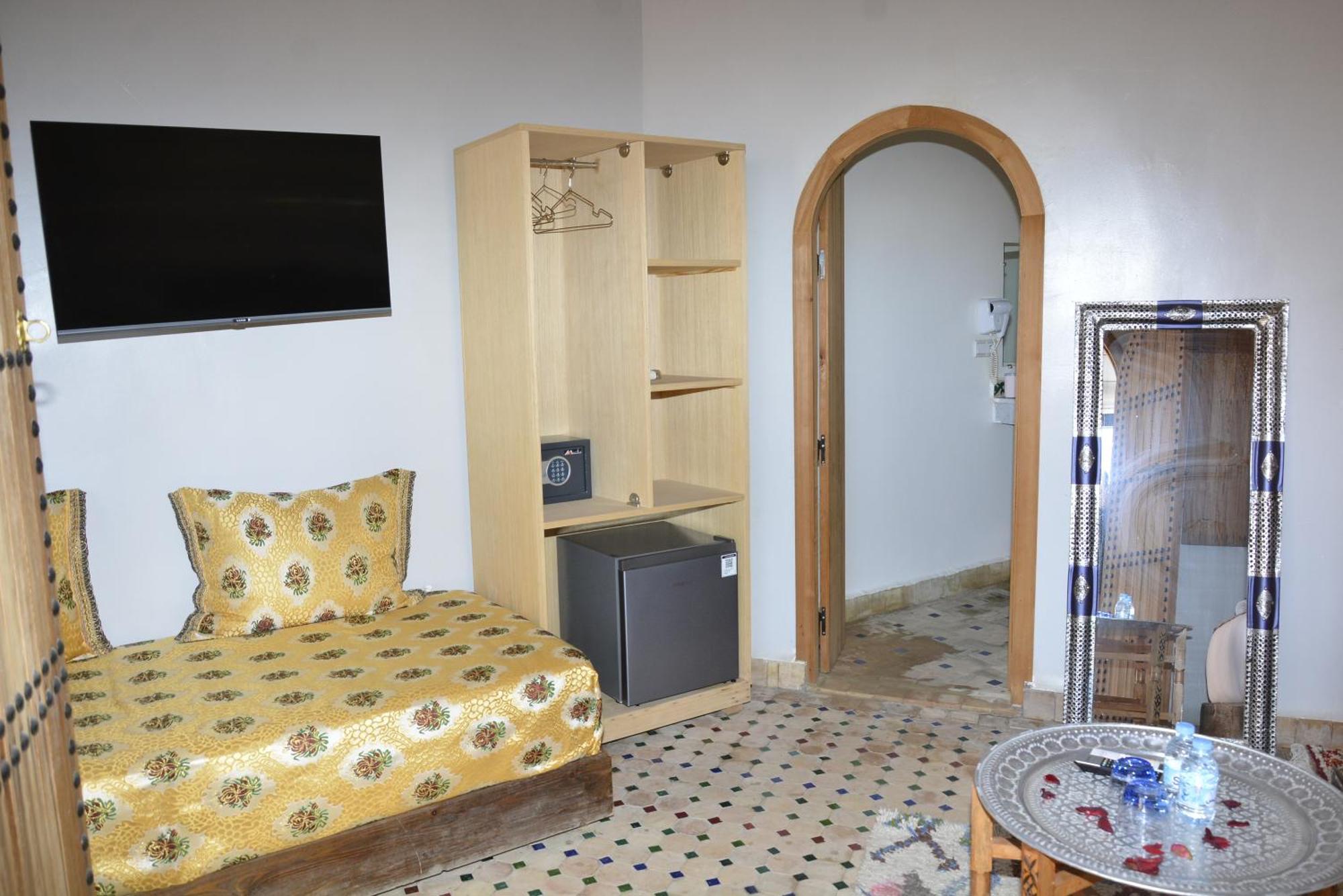 Riad Fes Colors & Spa - Family Lodging Eksteriør billede